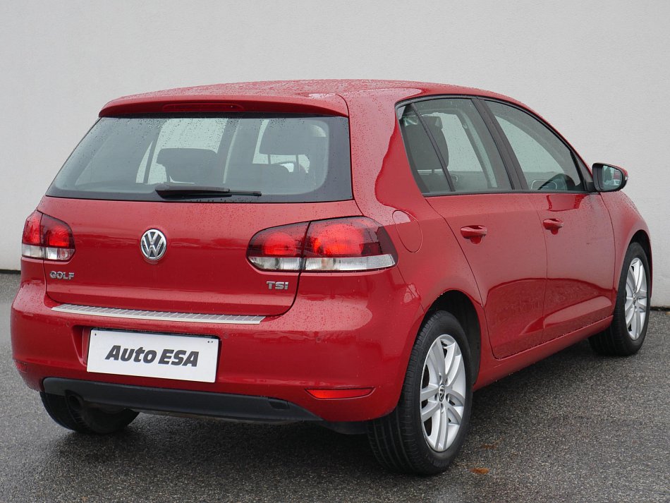 Volkswagen Golf 1.2 TSi 