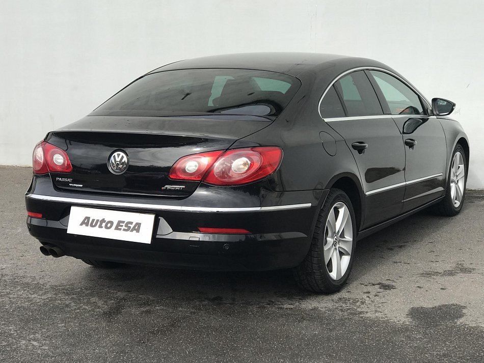 Volkswagen Passat CC 2.0TDi 