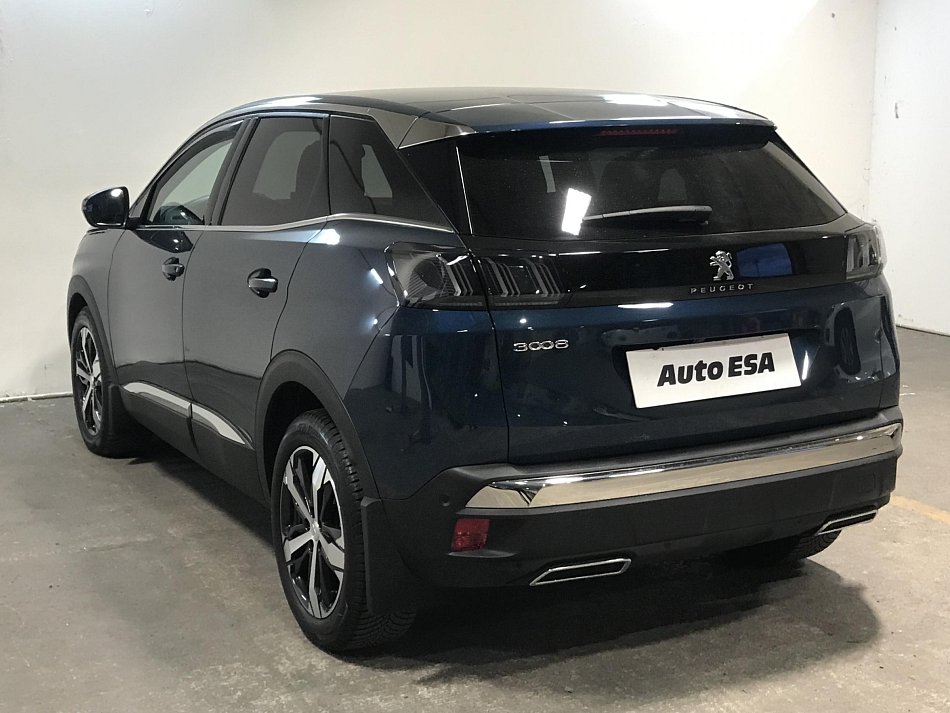 Peugeot 3008 1.2 PT 