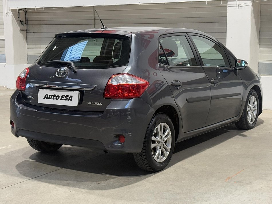 Toyota Auris 1.4 