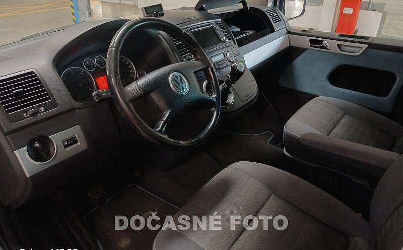 Volkswagen Multivan 2.5 TDi 