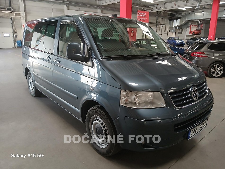 Volkswagen Multivan 2.5 TDi 