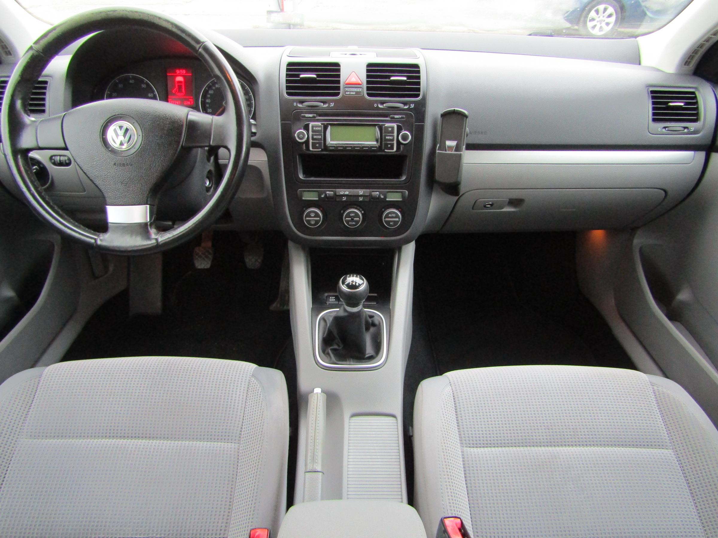 Volkswagen Golf, 2009 - pohled č. 9