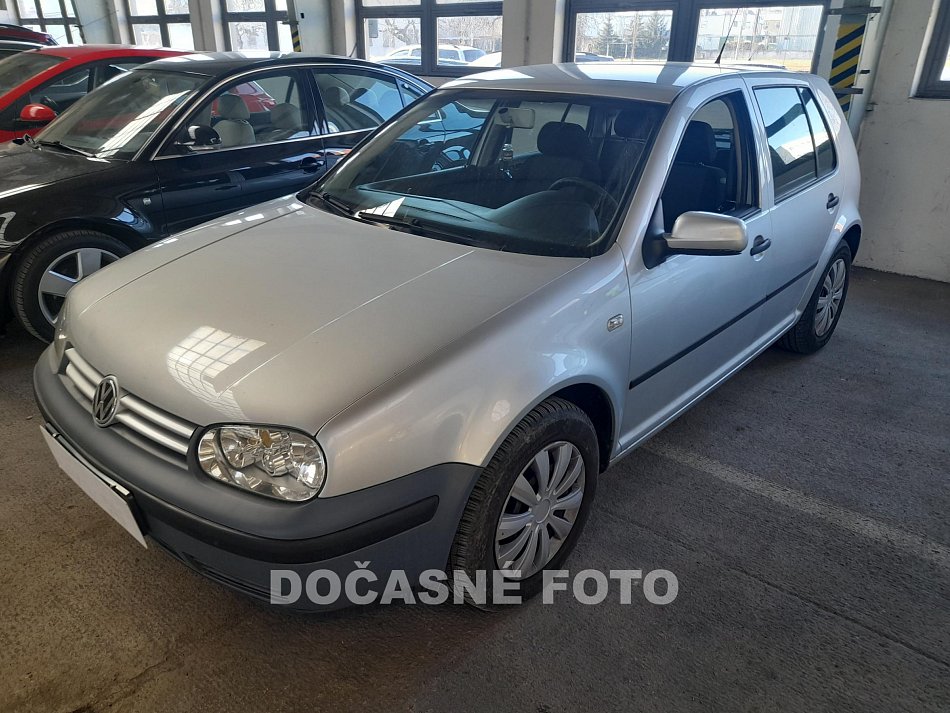 Volkswagen Golf 1.4 