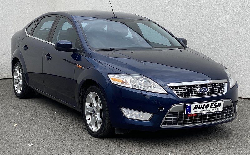 Ford Mondeo 2.0i Titanium