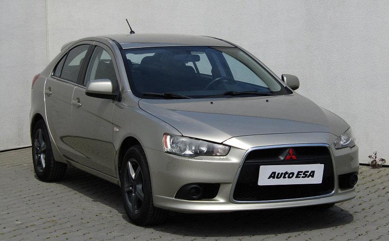 Mitsubishi Lancer 1.8 MIVEC Invite Sportback