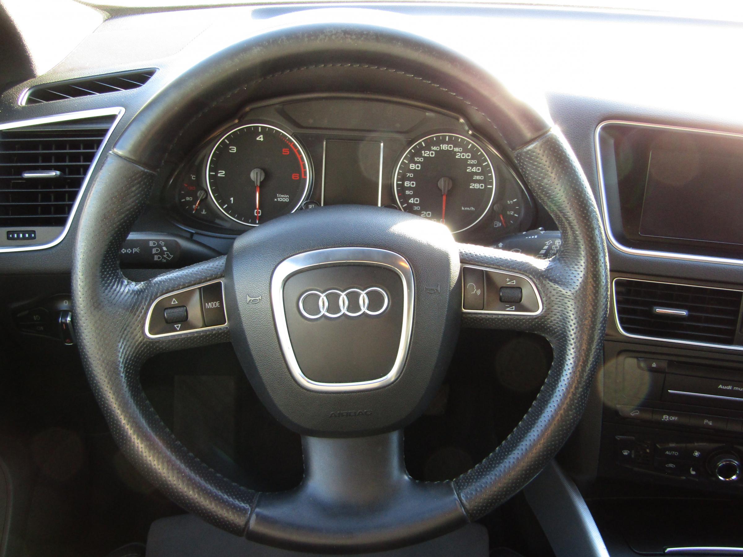Audi Q5, 2011 - pohled č. 12