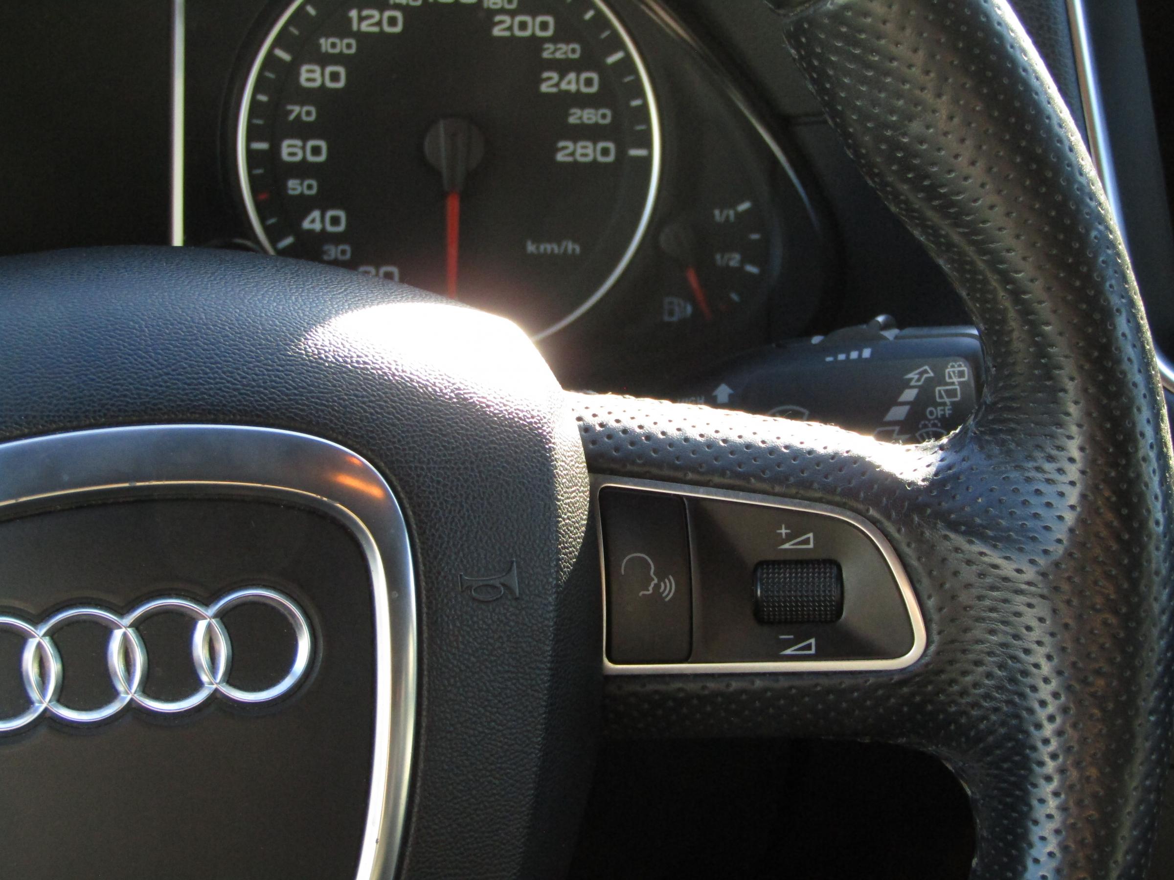 Audi Q5, 2011 - pohled č. 14