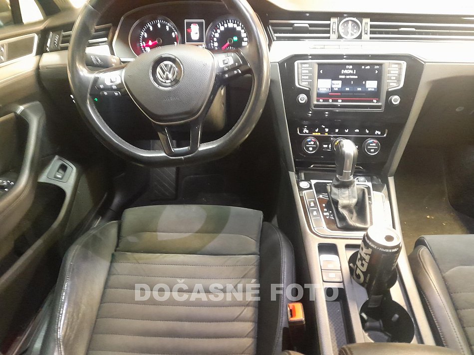 Volkswagen Passat 1.8 TSi 