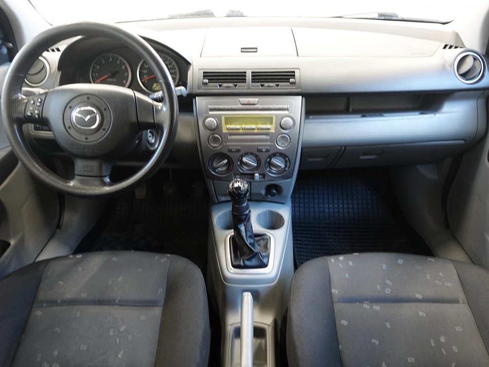 Mazda 2 1.2i 