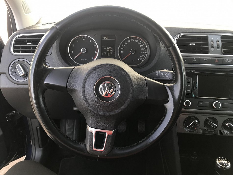 Volkswagen Polo 1.4 i Highline