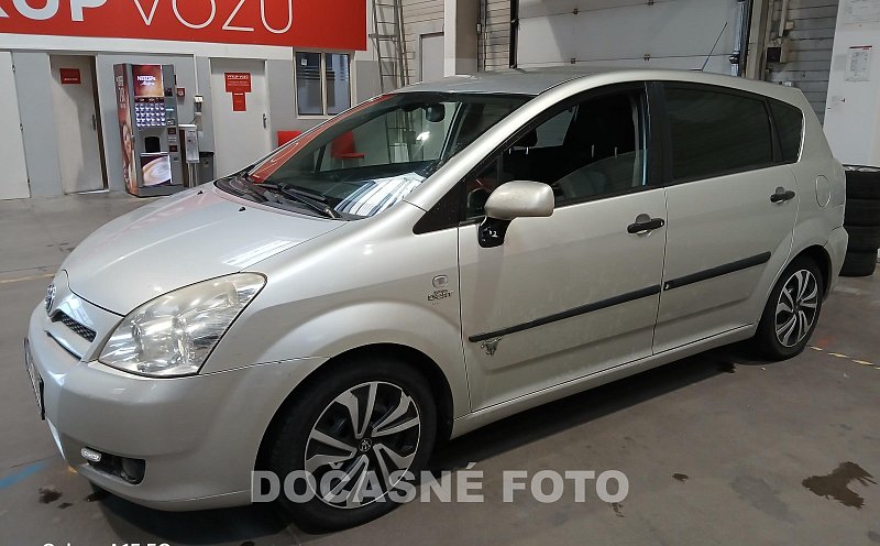 Toyota Corolla Verso 2.2 D-CAT 