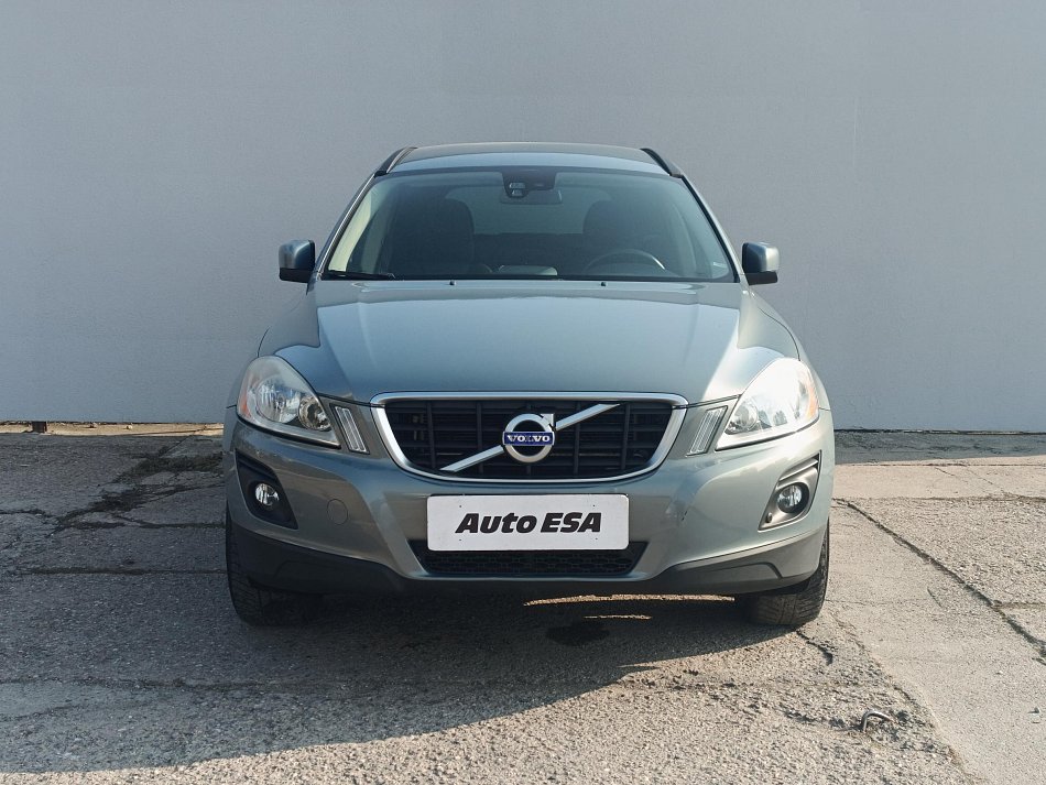 Volvo XC60 2.4D5 