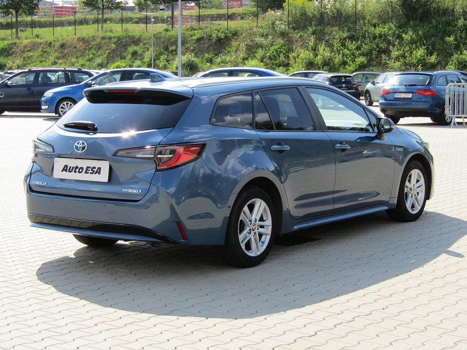 Toyota Corolla 1.8HSD Active