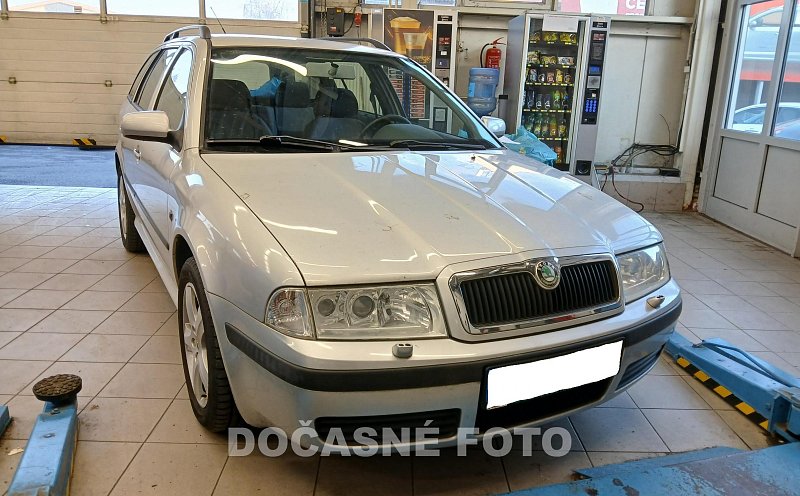 Škoda Octavia 2.0i 