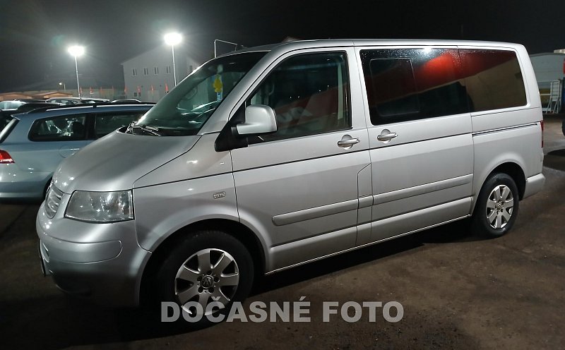 Volkswagen Multivan 2.5TDi 