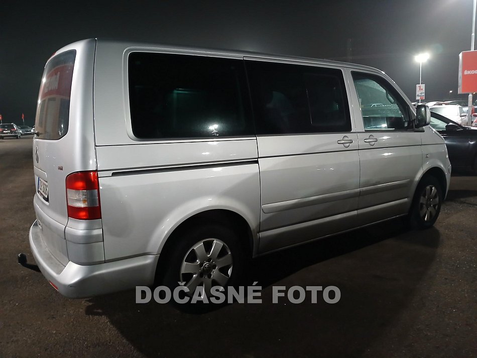 Volkswagen Multivan 2.5TDi 