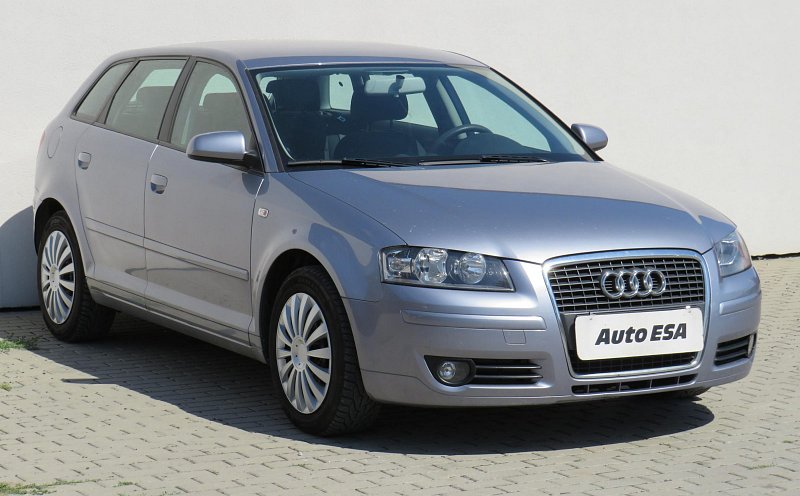 Audi A3 1.6i 