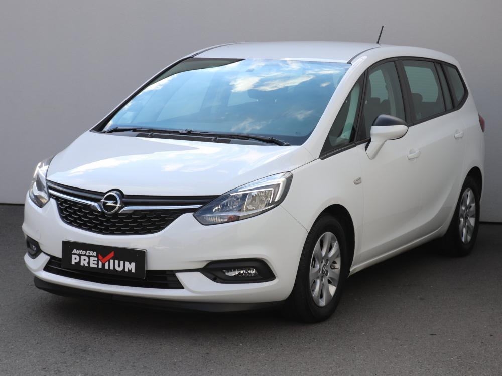 Opel Zafira, 2018 - pohled č. 3