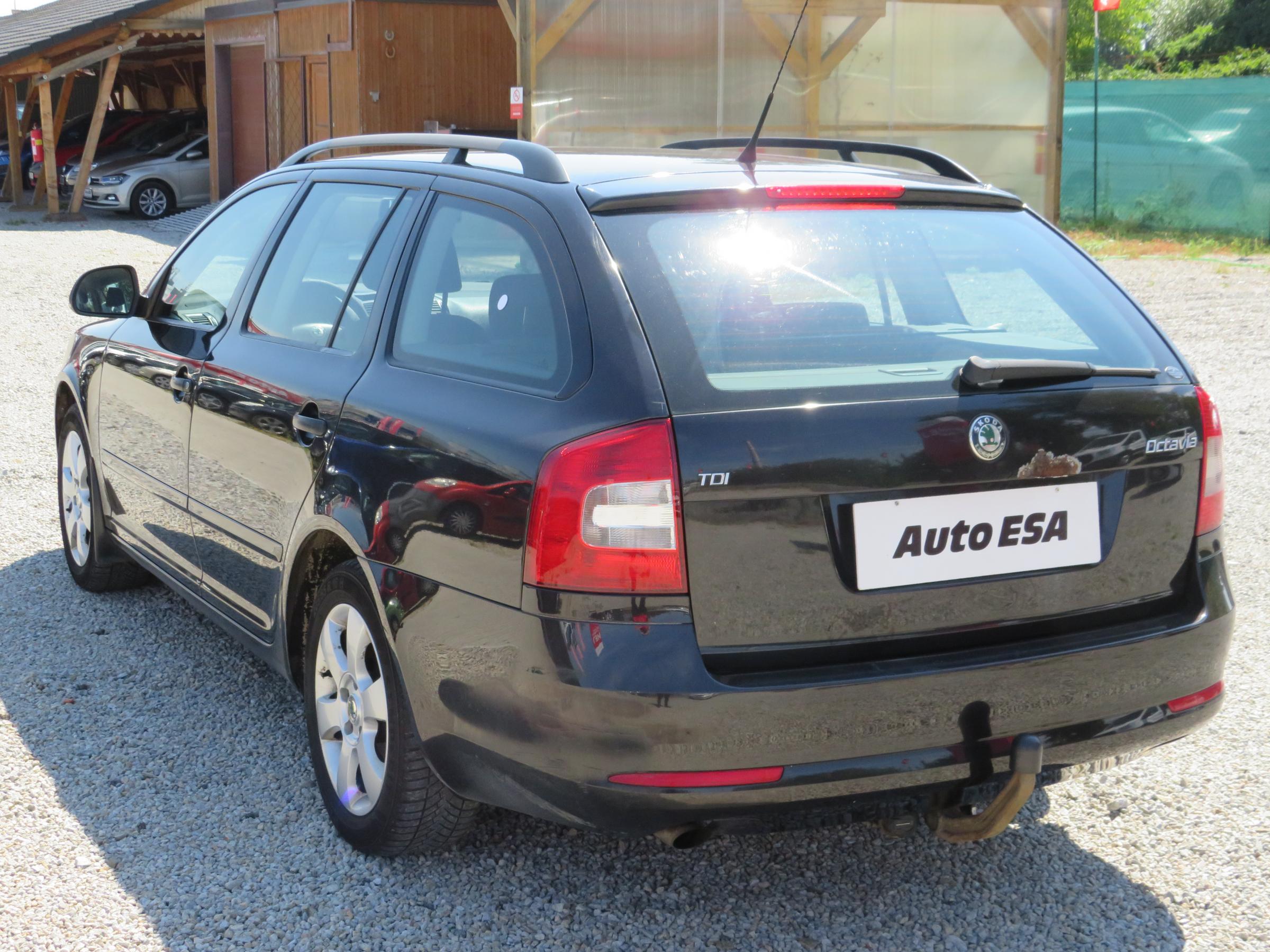 Škoda Octavia II, 2010 - pohled č. 6