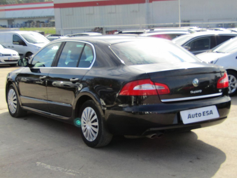 Škoda Superb II 2.0 TDi Ambition