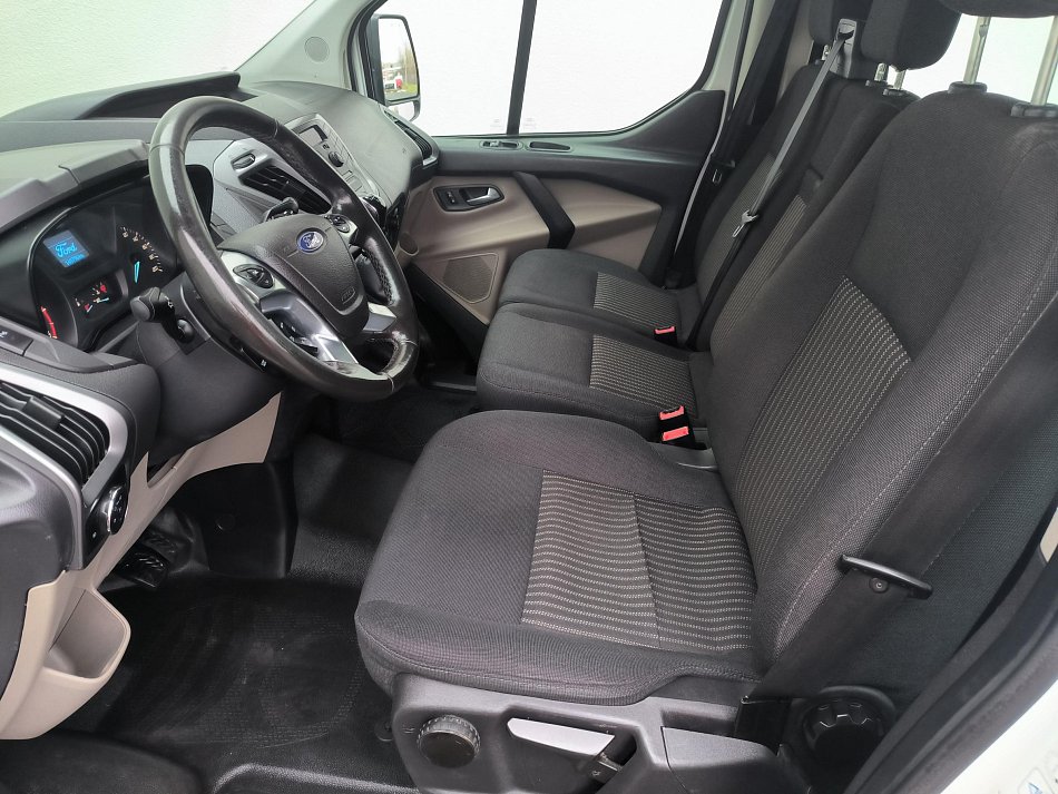 Ford Transit Custom 2.0TDCi Trend L2 6míst DÍLNA