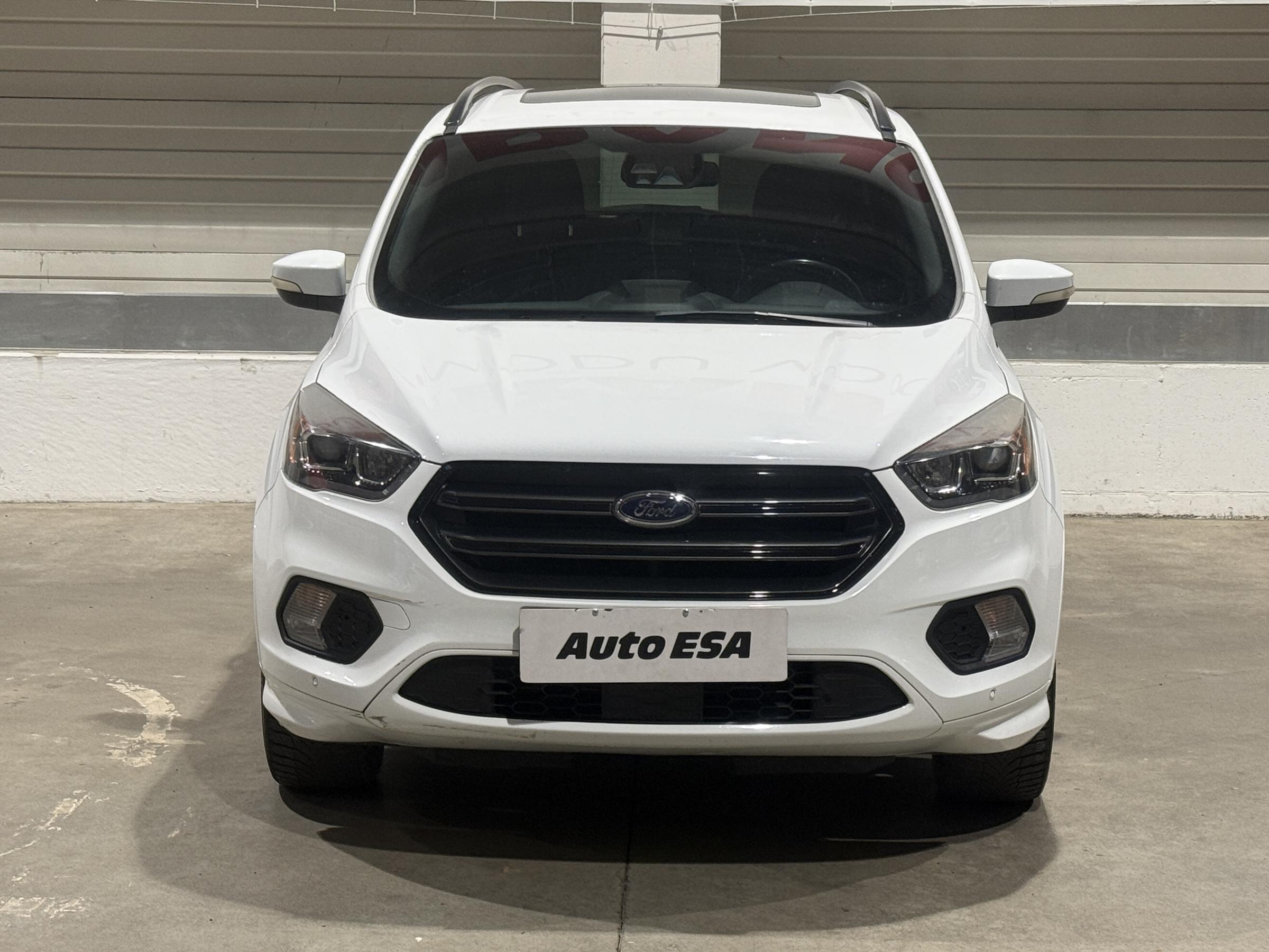 Ford Kuga, 2016 - pohled č. 2