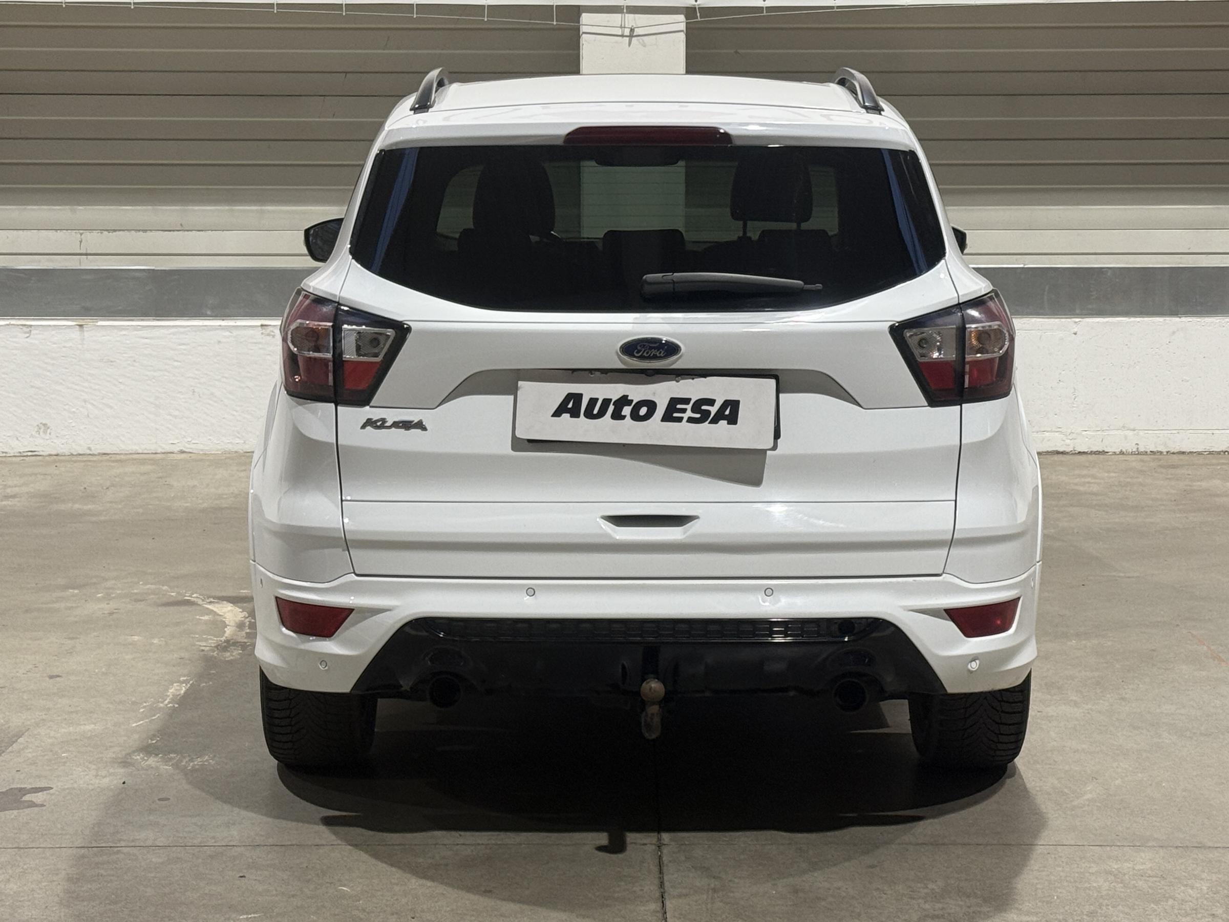 Ford Kuga, 2016 - pohled č. 5