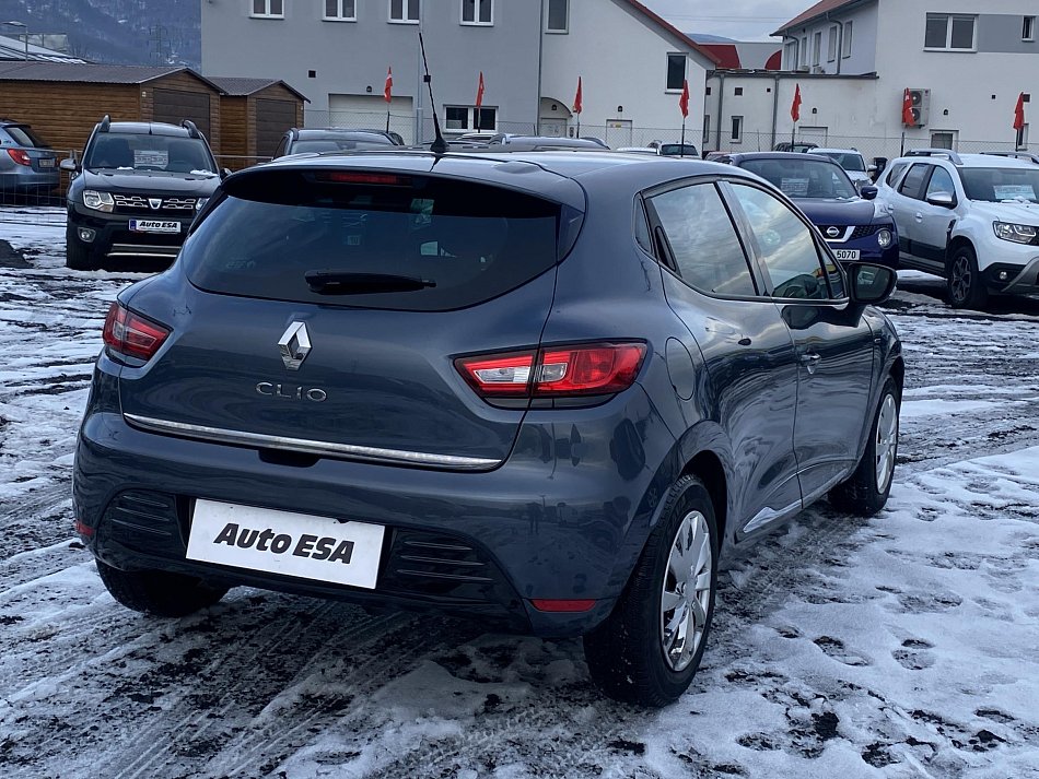 Renault Clio 1.2i 