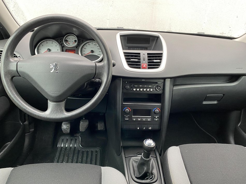 Peugeot 207 1.4 i Outdoor