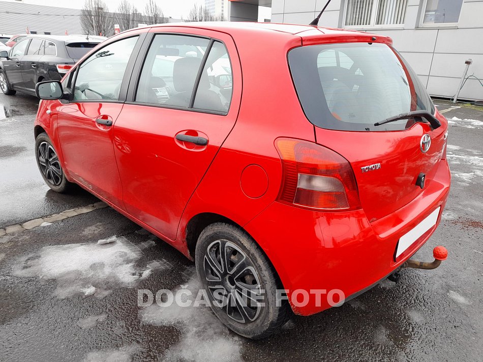 Toyota Yaris 1.3i 