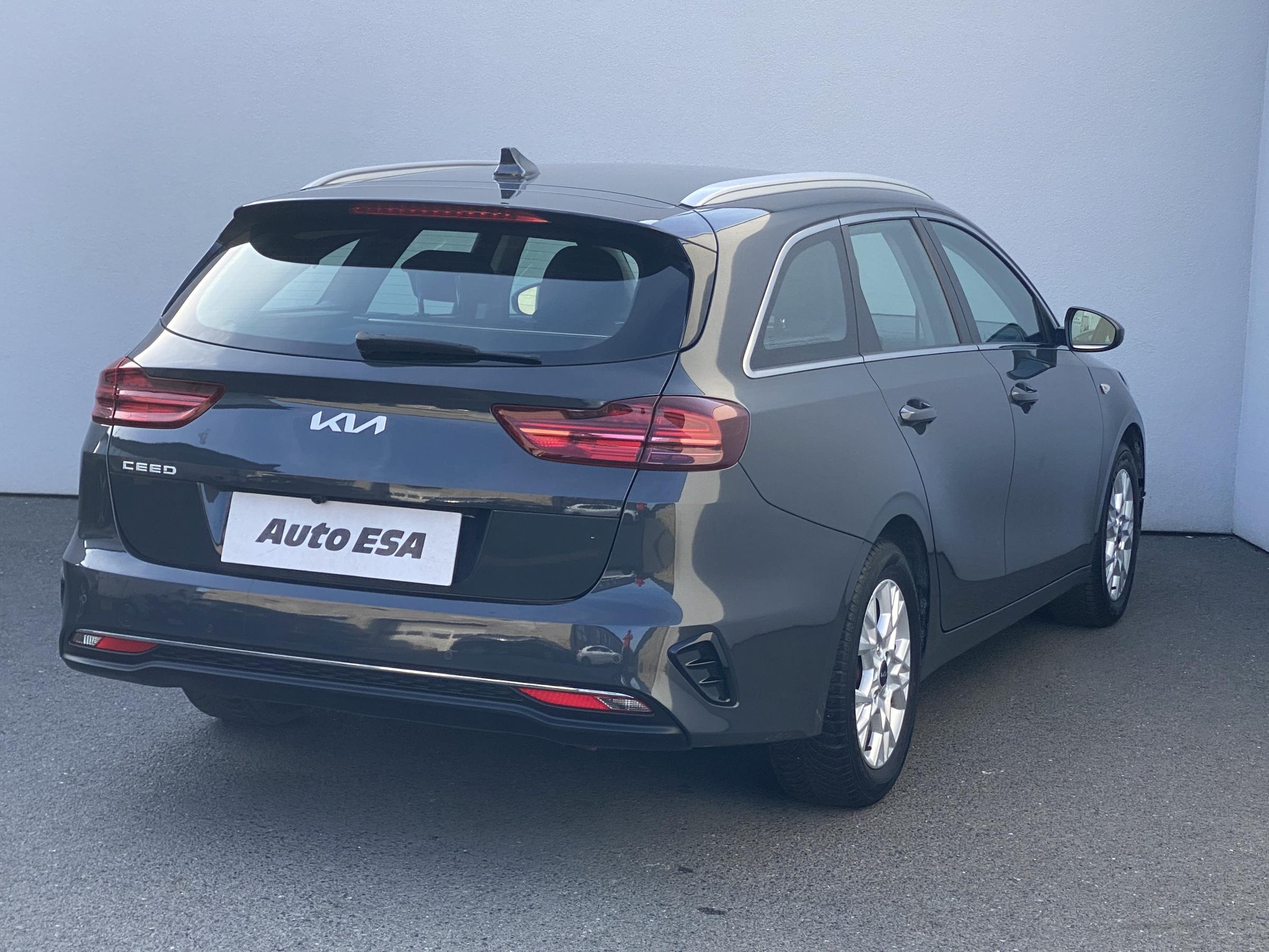 Kia Cee´d, 2022 - pohled č. 4