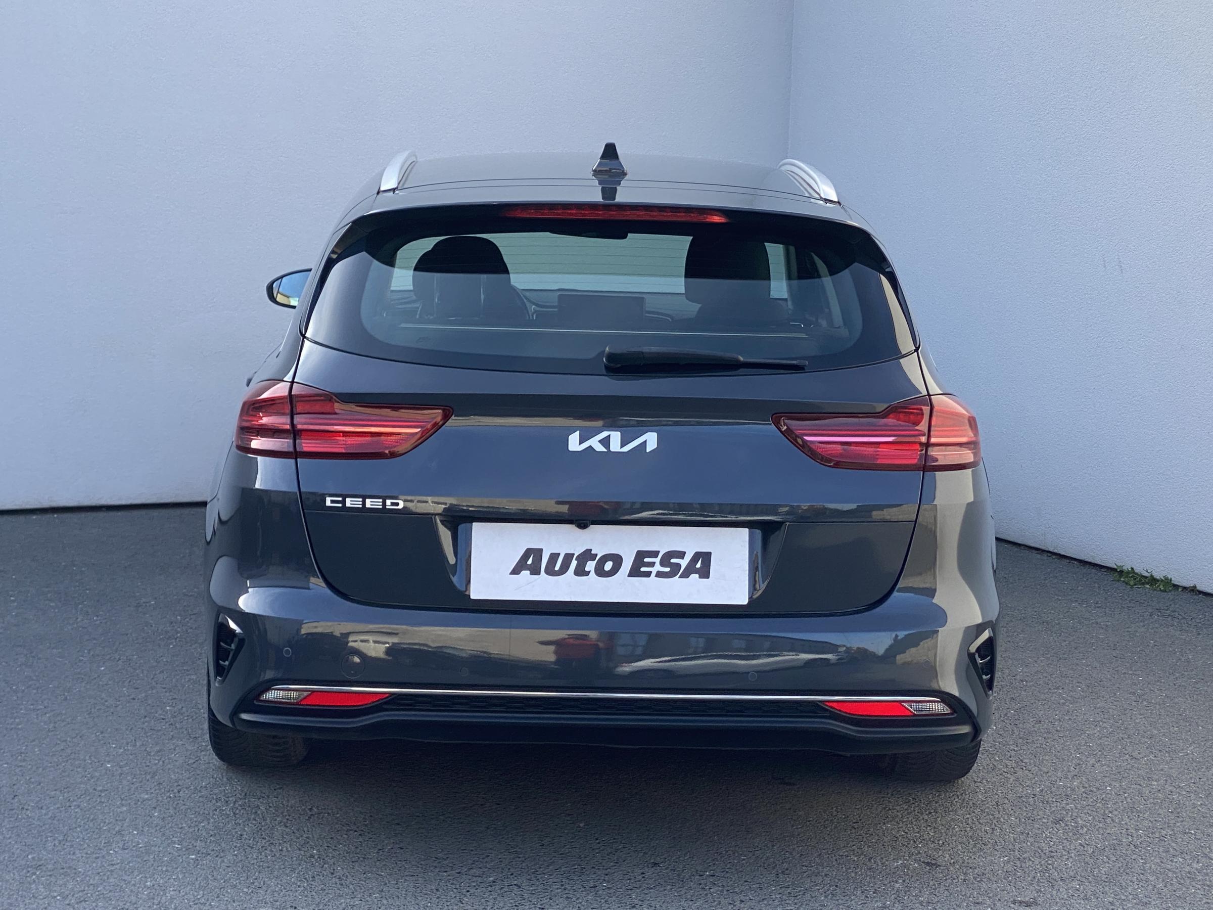 Kia Cee´d, 2022 - pohled č. 5