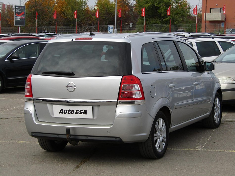 Opel Zafira 1.8 i 