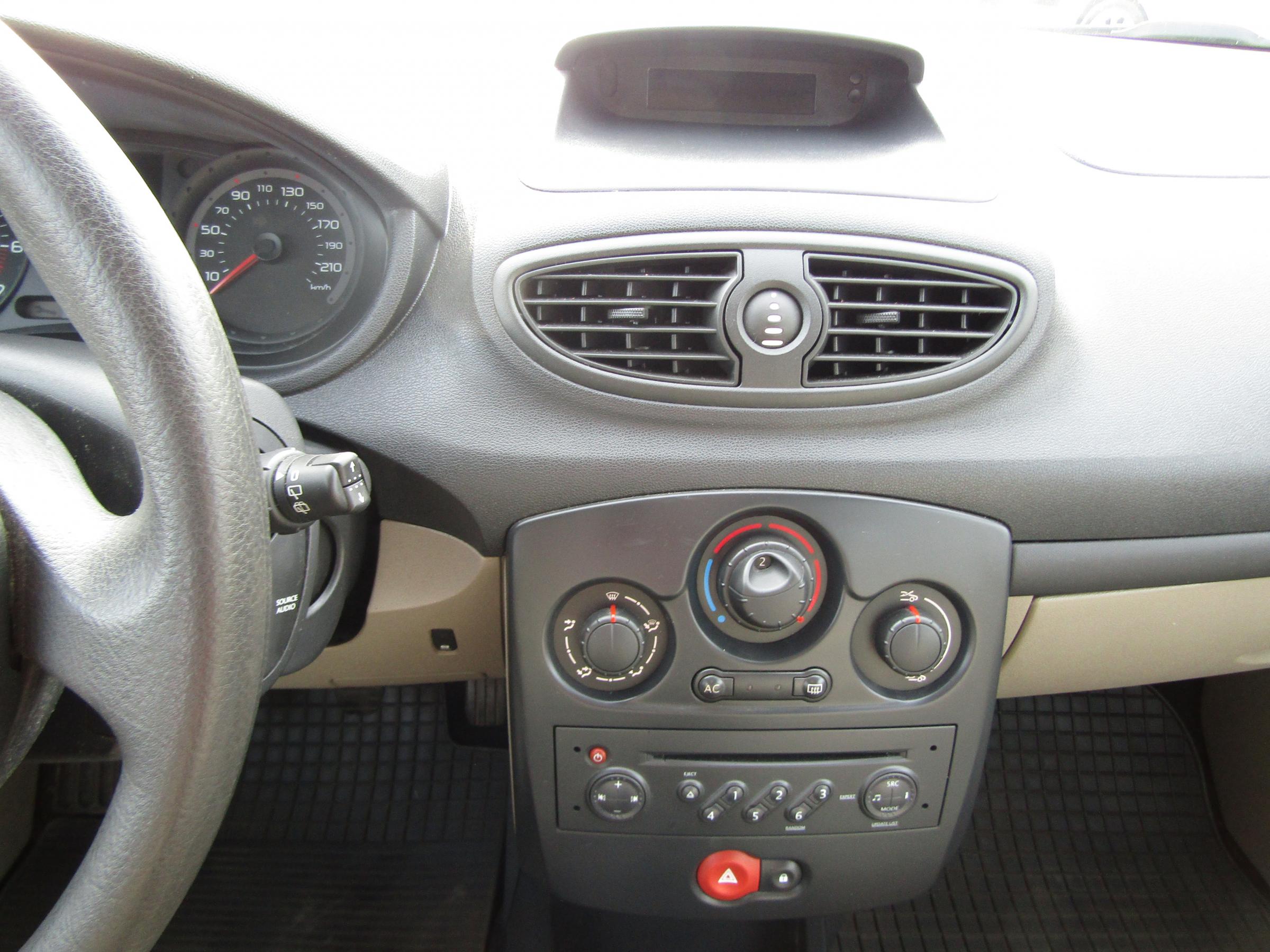 Renault Clio, 2006 - pohled č. 10