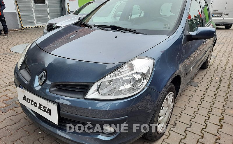 Renault Clio 1.2i 16V 