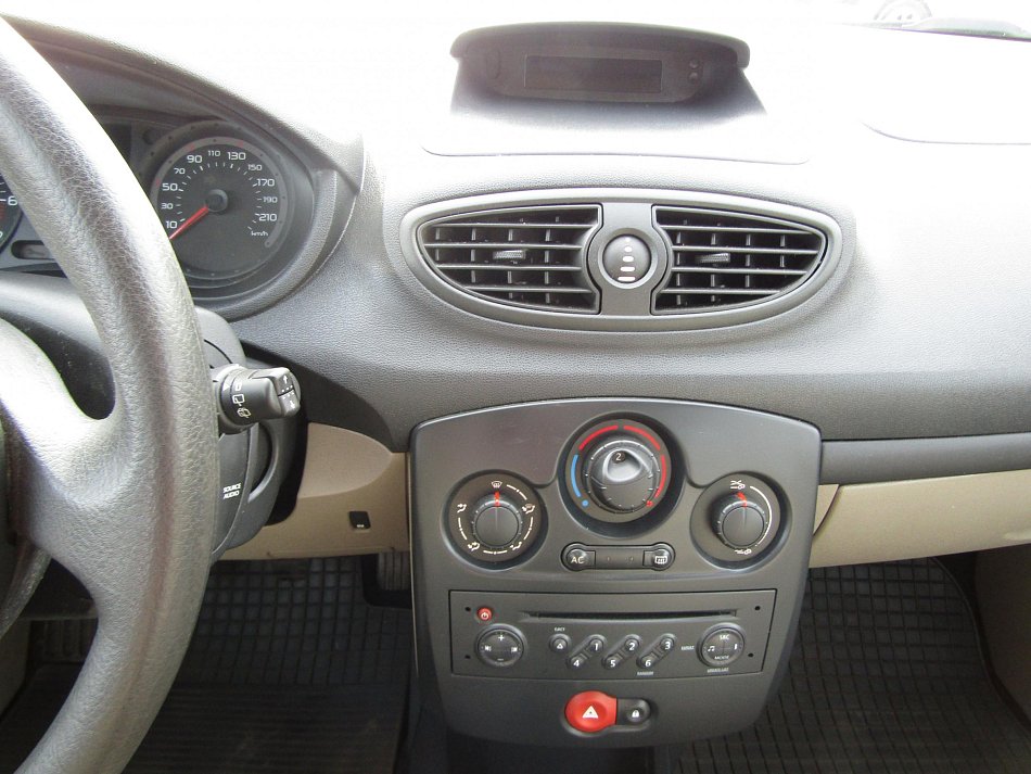 Renault Clio 1.2i 16V 