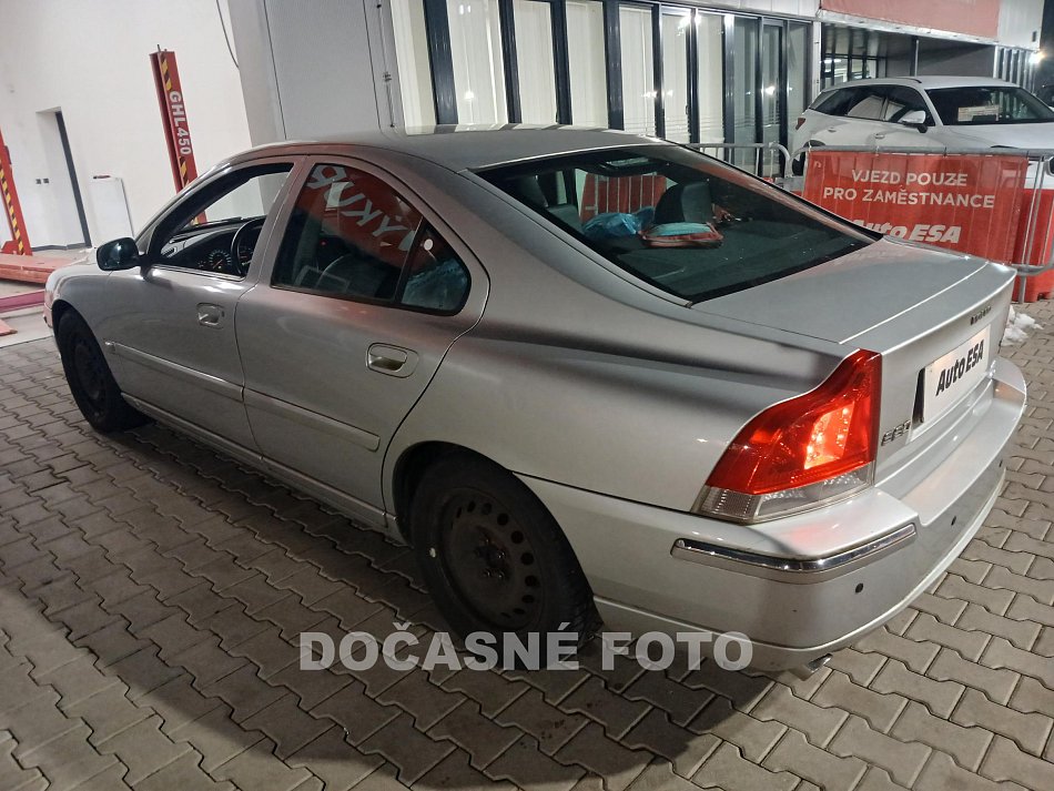 Volvo S60 2.4  D5