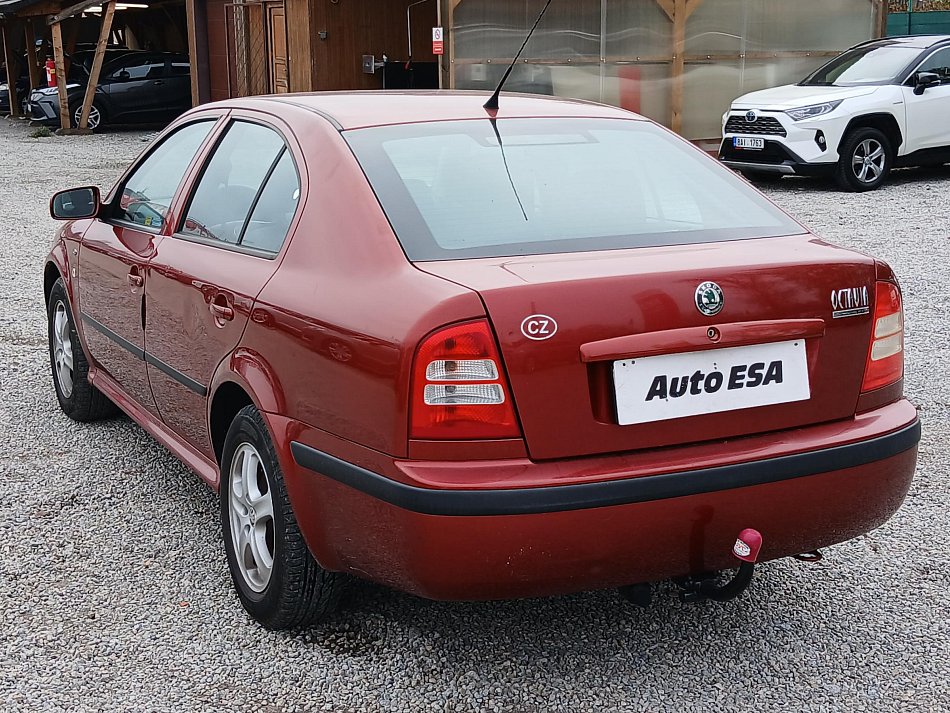 Škoda Octavia 1.6i Elegance