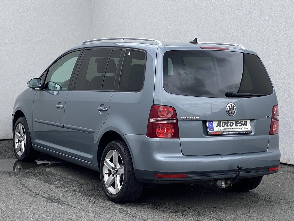 Volkswagen Touran 1.9 TDi  7míst