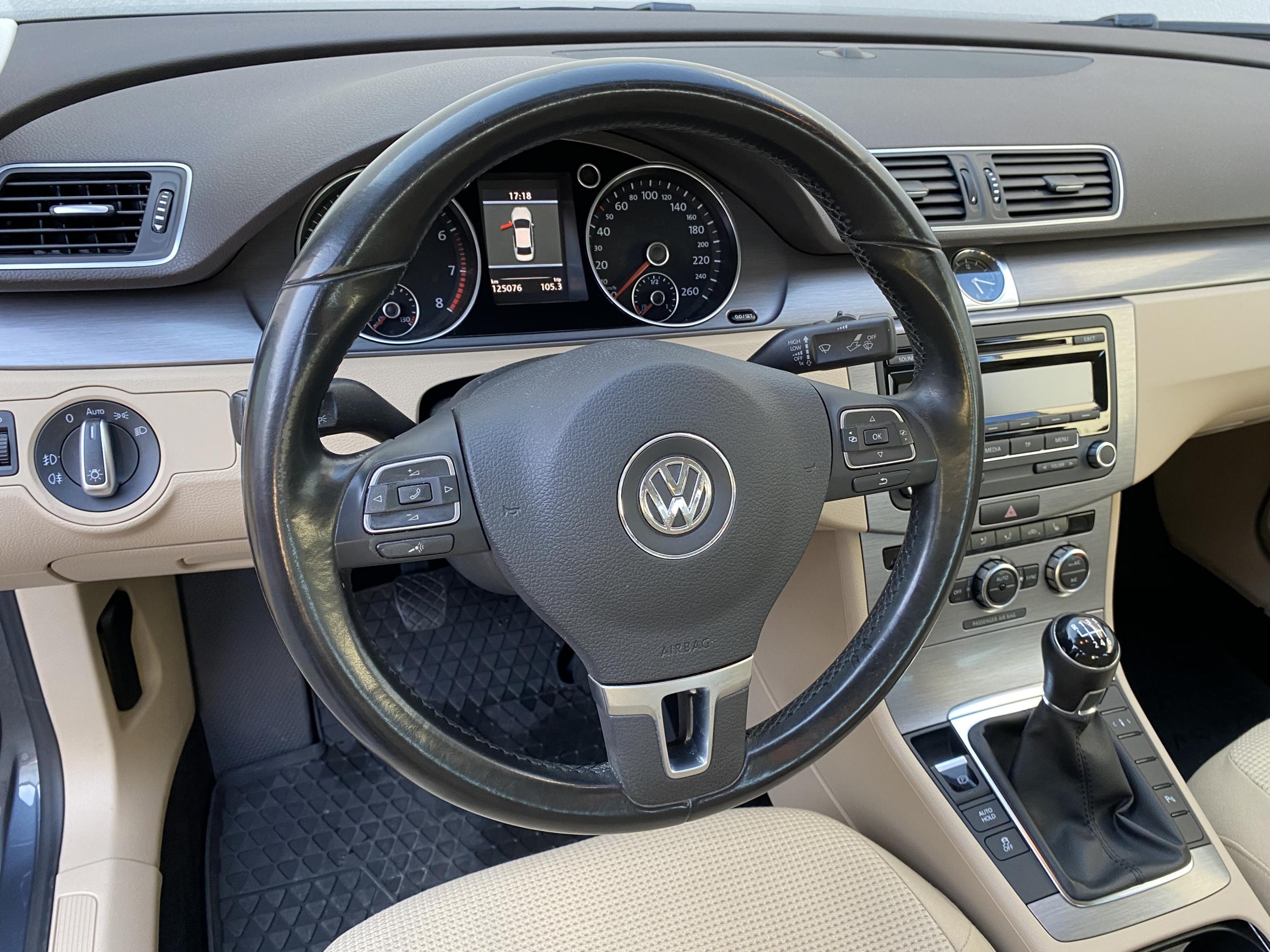 Volkswagen Passat, 2012 - pohled č. 16