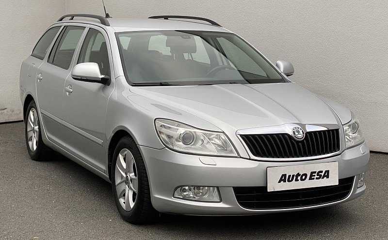 Škoda Octavia II 2.0 TDi Elegance