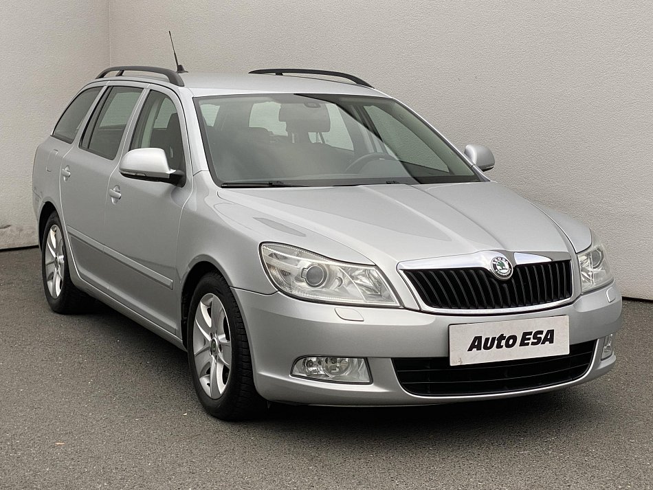 Škoda Octavia II 2.0 TDi Elegance