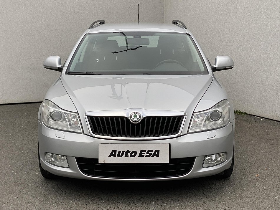 Škoda Octavia II 2.0 TDi Elegance