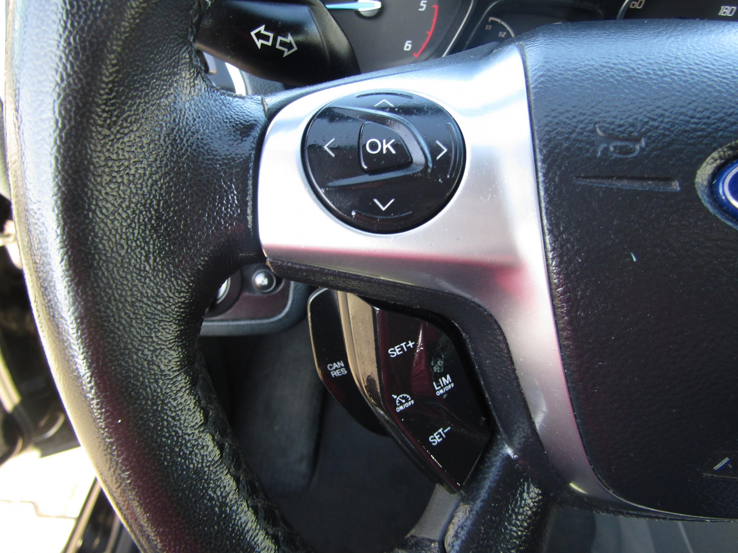 Ford Grand C-MAX, 2011 - pohled č. 17