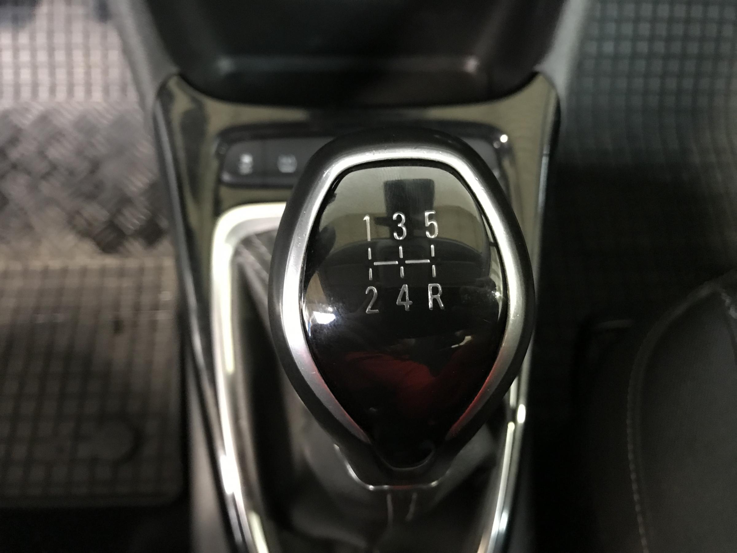 Vauxhall Crossland X, 2018 - pohled č. 19