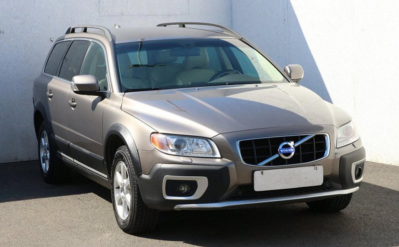 Volvo XC70 3.2i  4x4, LPG