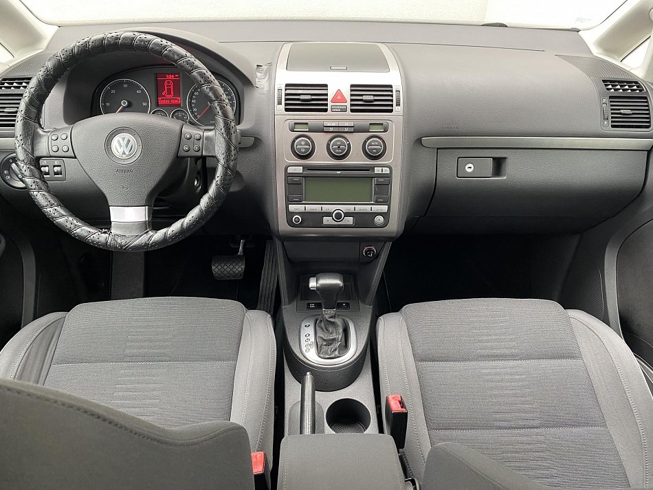 Volkswagen Touran 1.9 TDi  7míst