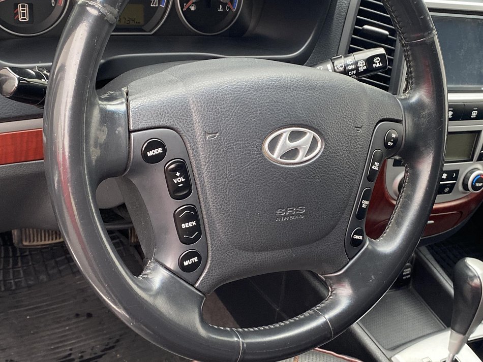 Hyundai Santa Fe 2.2CRDi  4x4 7míst