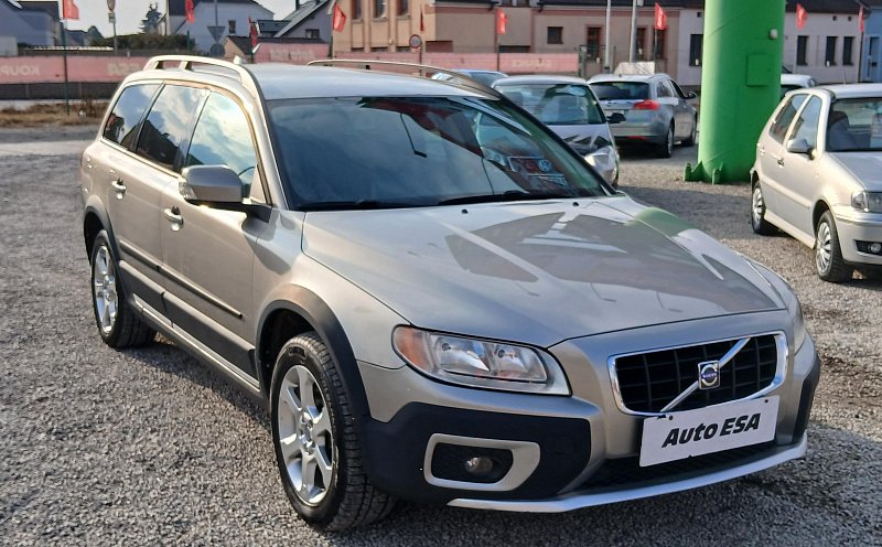 Volvo XC70 2.4D5  4x4